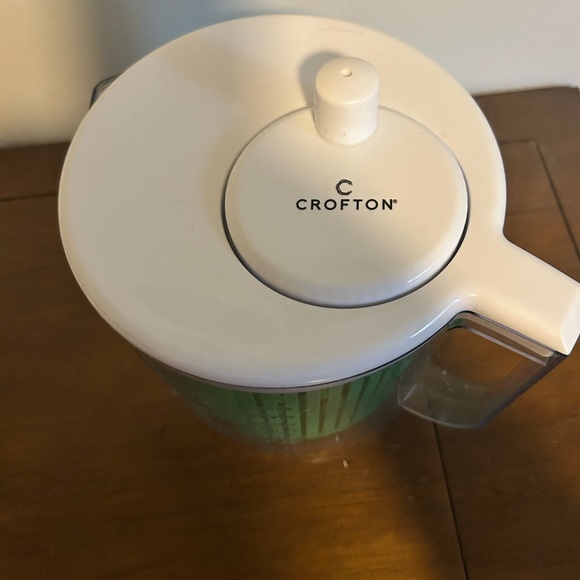 Salad spinner & 2 washcloths - Picture 6 of 8